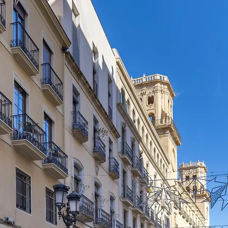 Cityscape Elegance By Fidalsa Apartment *